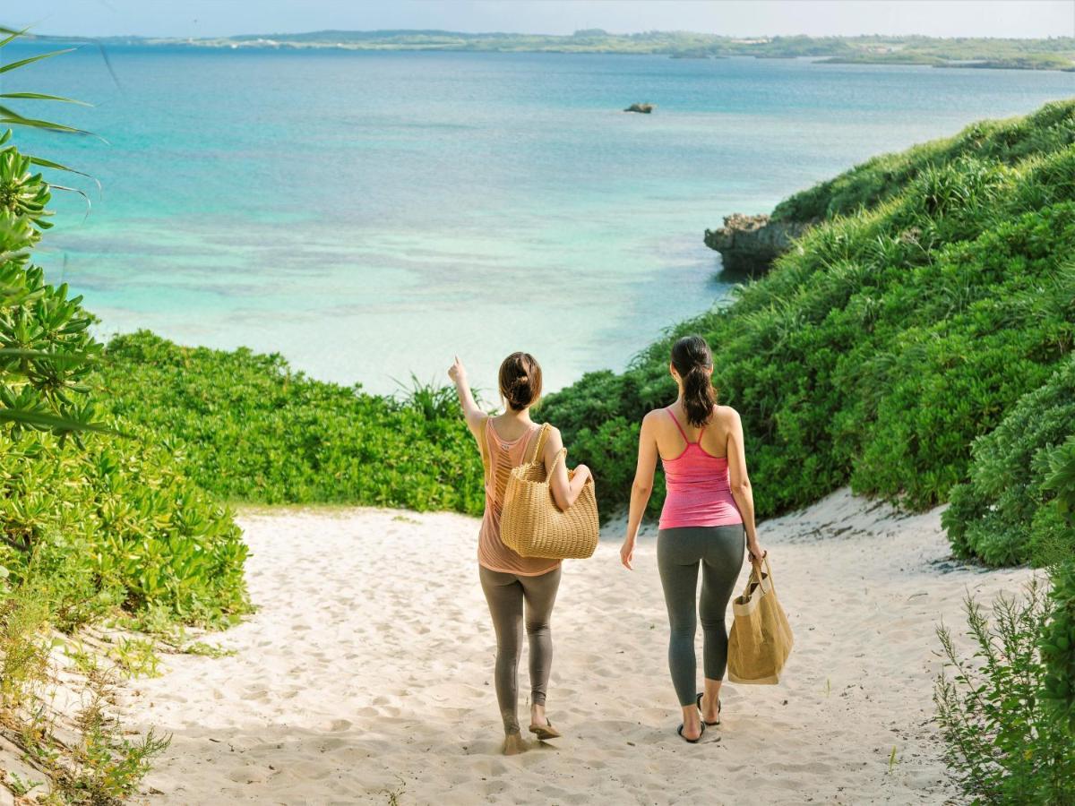 Central Resort Miyakojima Bagian luar foto